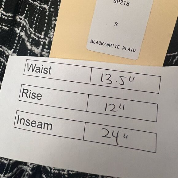 Smak Parlour Plaid Sunshine Capri Pants - Picture 8 of 8